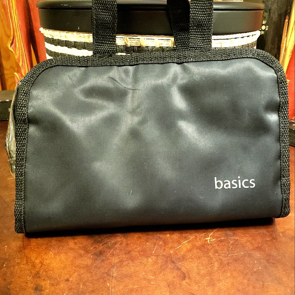 Folding Travel Bag {Studio Basics}